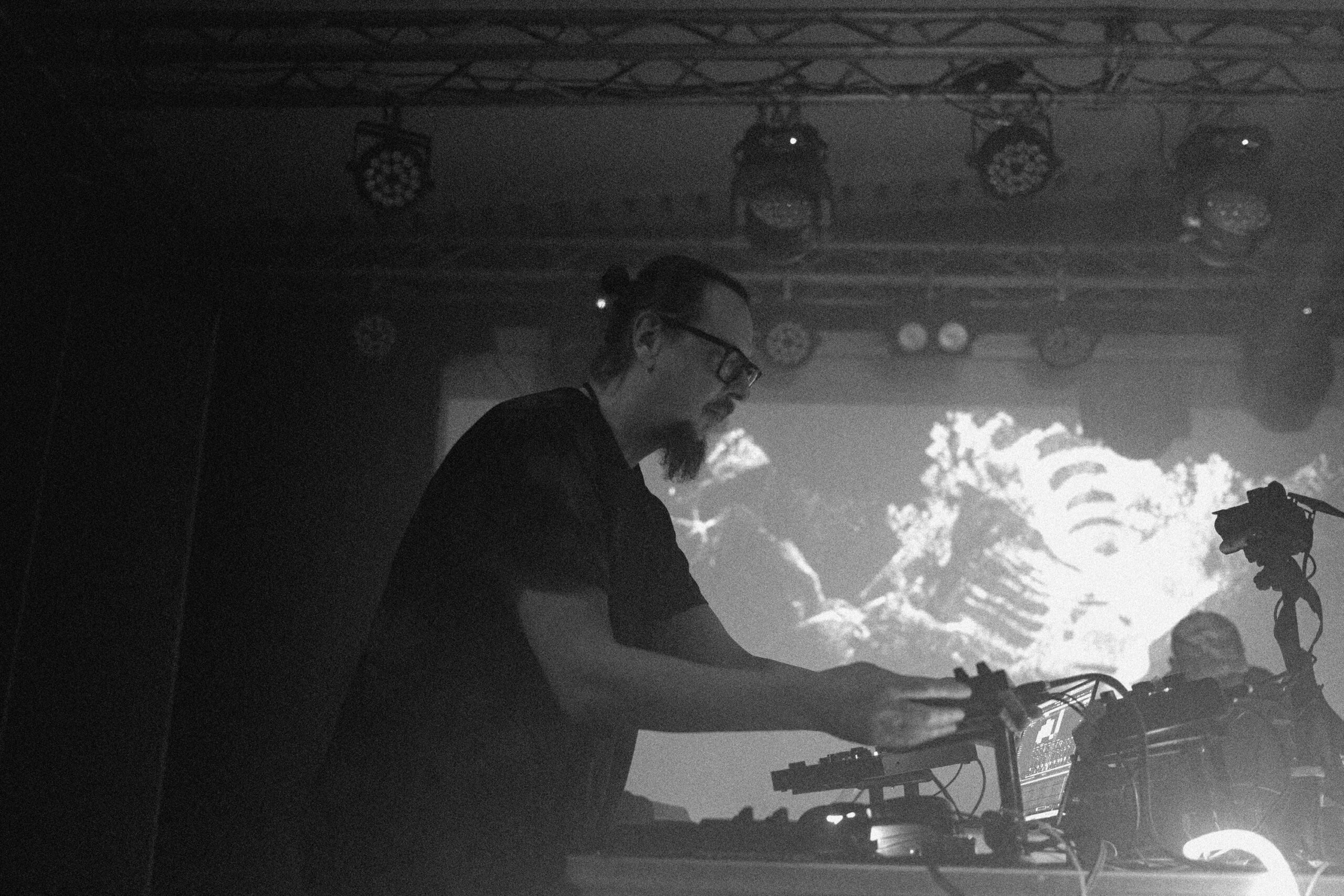 Free Sequence Label Night
