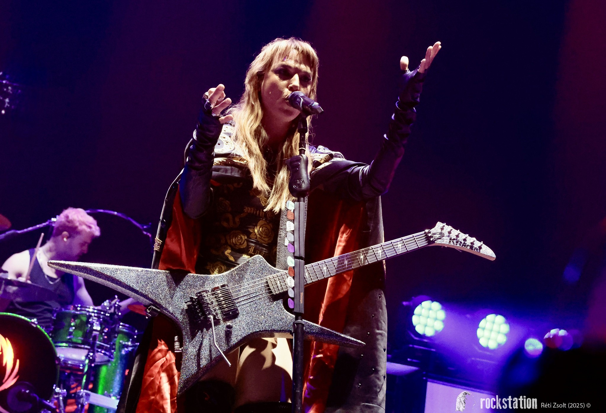 Lzzy Hale (Halestorm)
