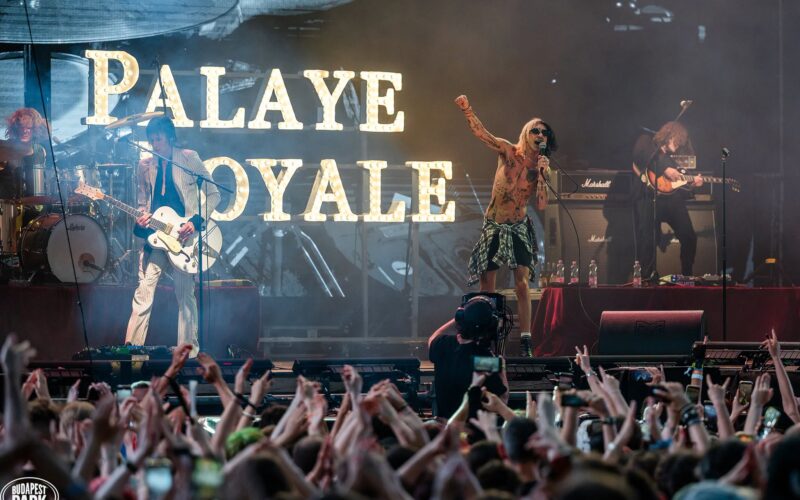 Palaye Royale
